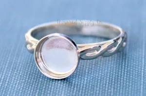 10x8mm Oval Silver Bezel Celtic Infinity Ring blank