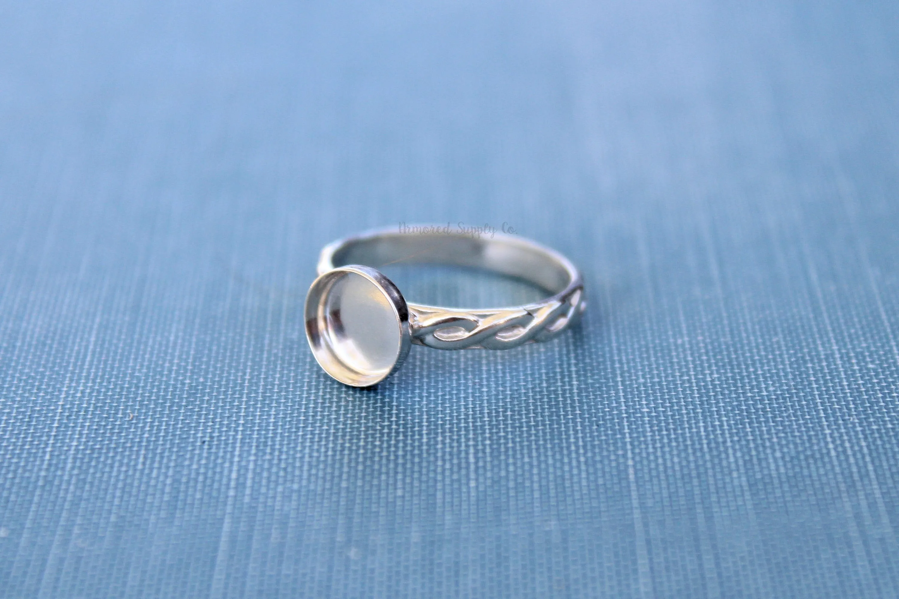 12mm Round Silver Bezel Infinity Band Ring blank