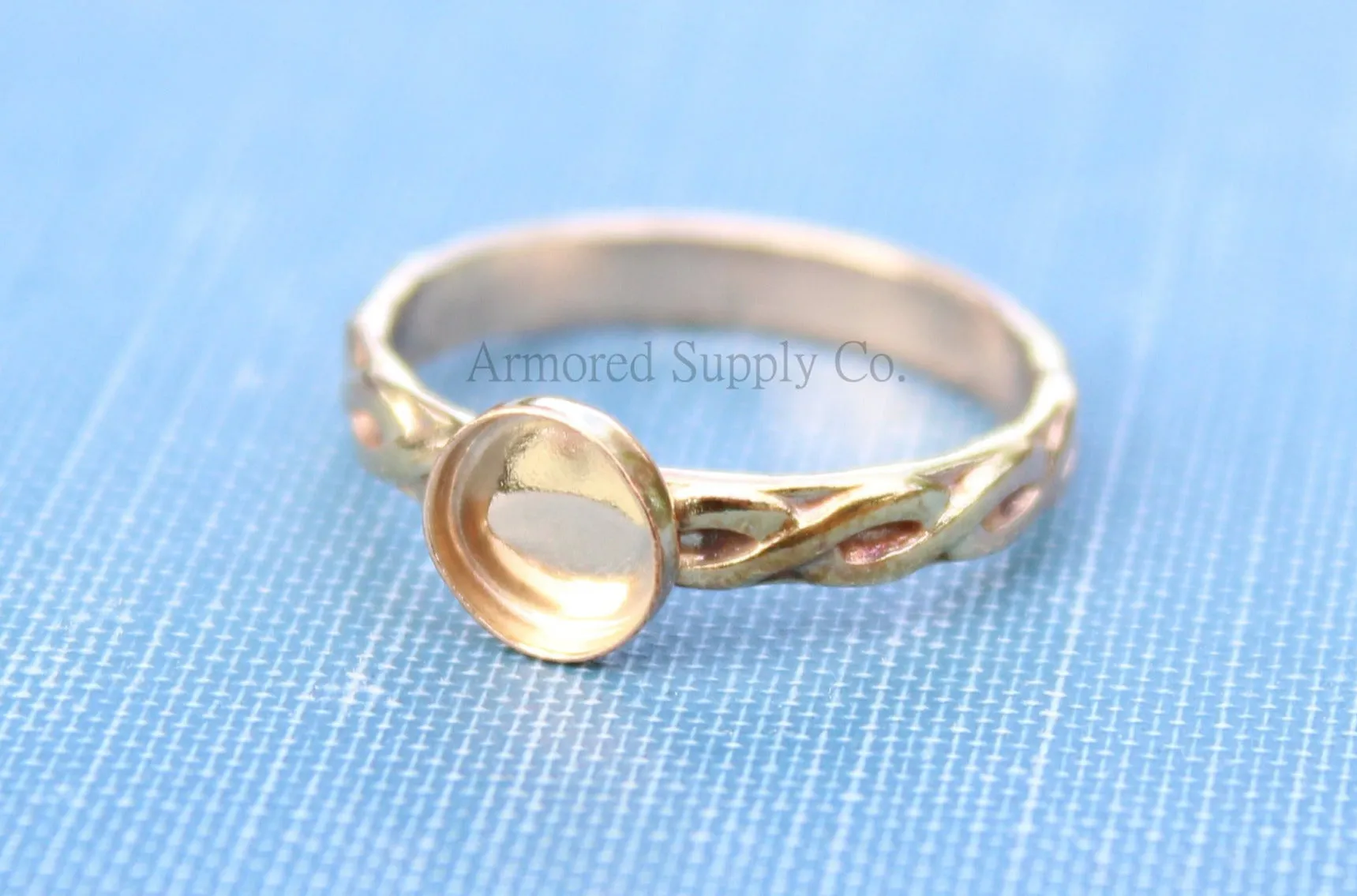 12x10mm Oval Bezel Celtic Infinity Ring blank Yellow Gold Filled