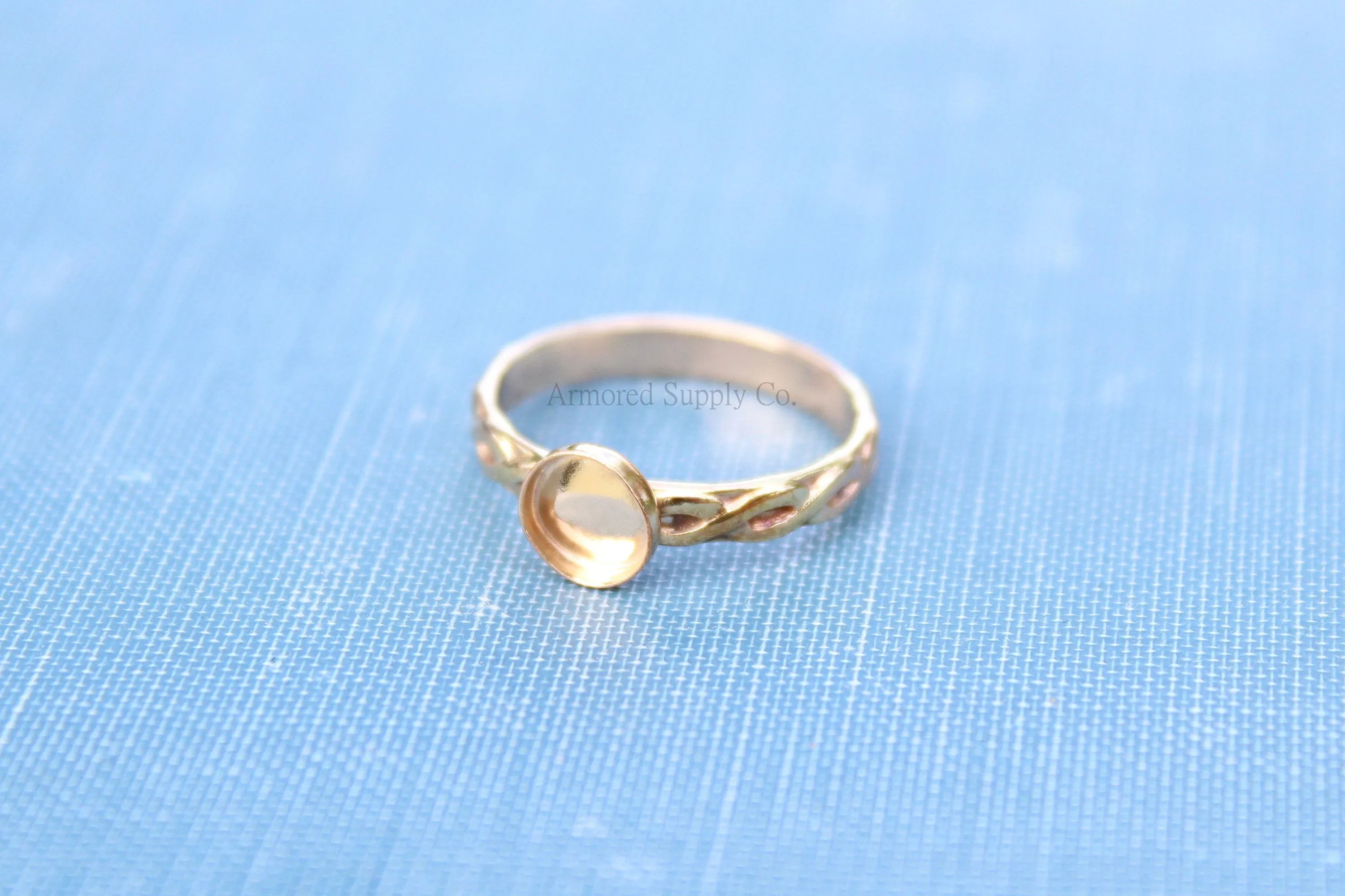 12x10mm Oval Bezel Celtic Infinity Ring blank Yellow Gold Filled