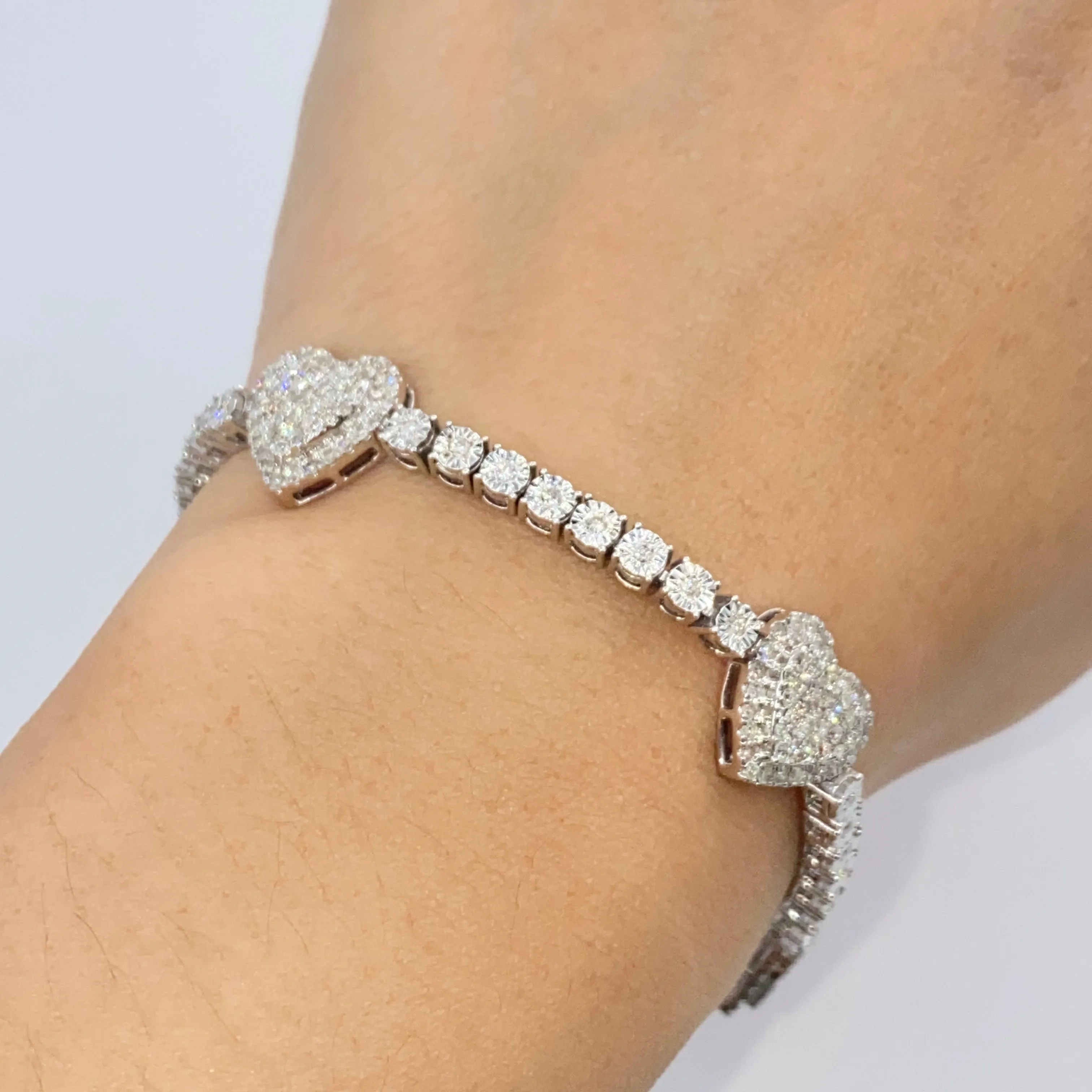 14K Shine Heart Tennis Bracelet