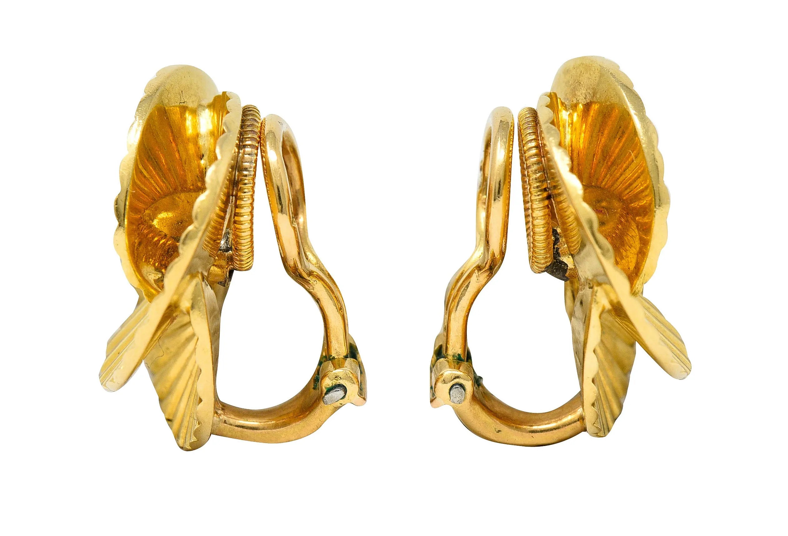 1940's Cartier Paris Ruby 18 Karat Gold Ridged Trefoil Ear-Clip Earrings