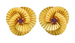 1940's Cartier Paris Ruby 18 Karat Gold Ridged Trefoil Ear-Clip Earrings