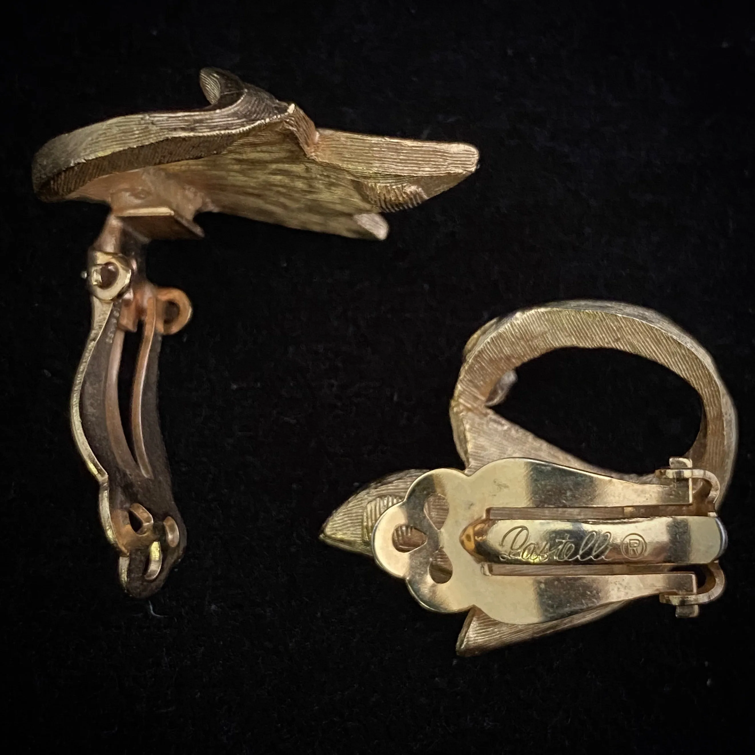 1960s Pastelli Gold Abstract Leaf Earrings