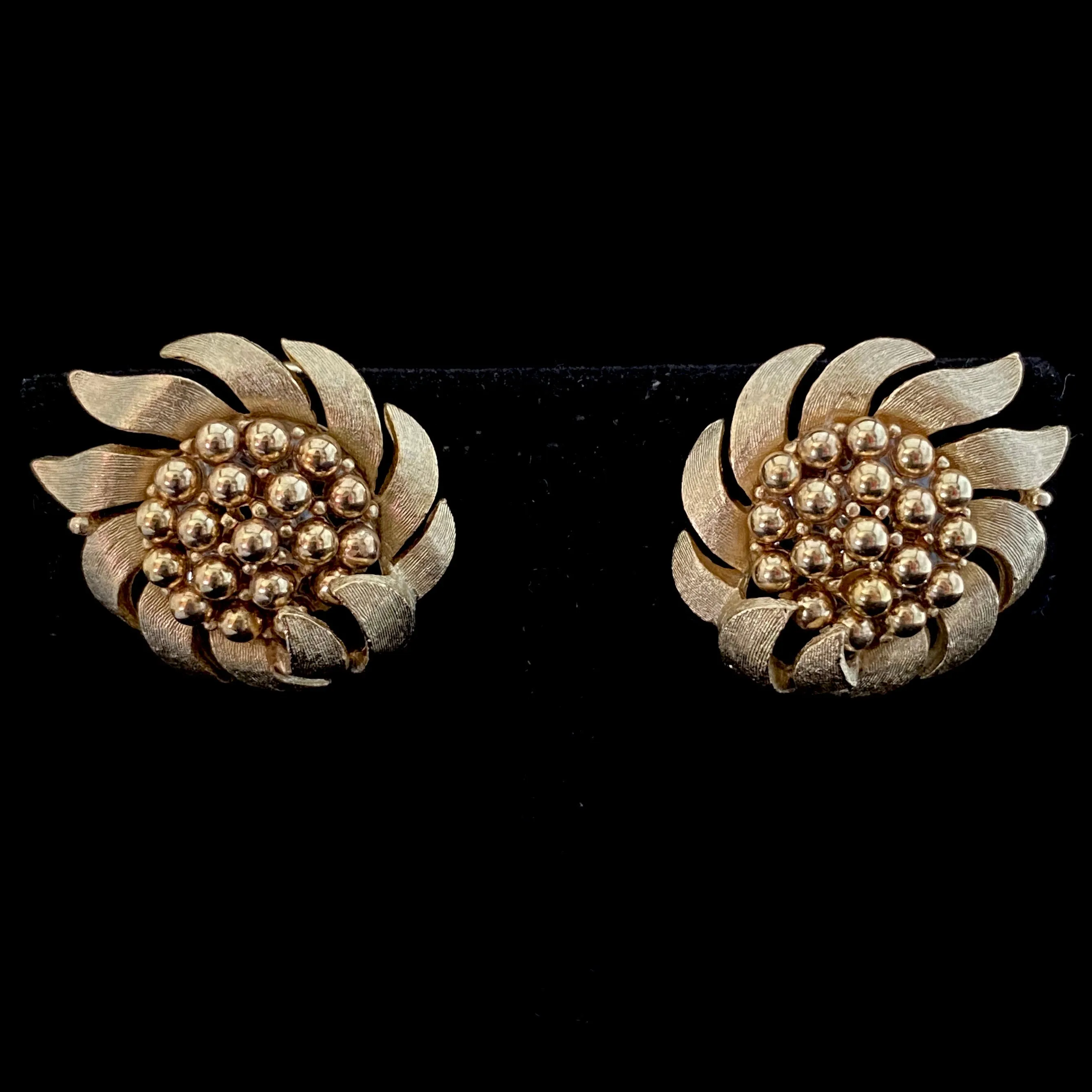 1960s Trifari Demi-Parure Flower Brooch & Earrings