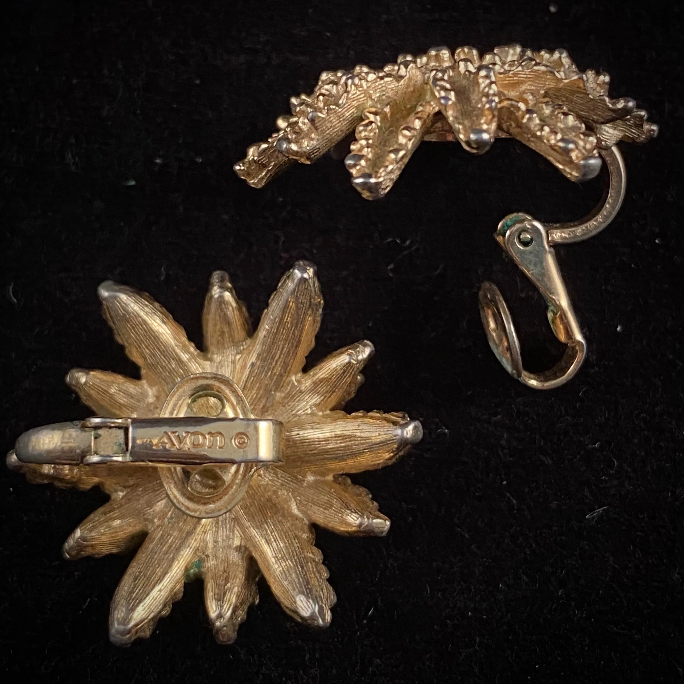 1972 Avon Starflower Brooch & Earrings