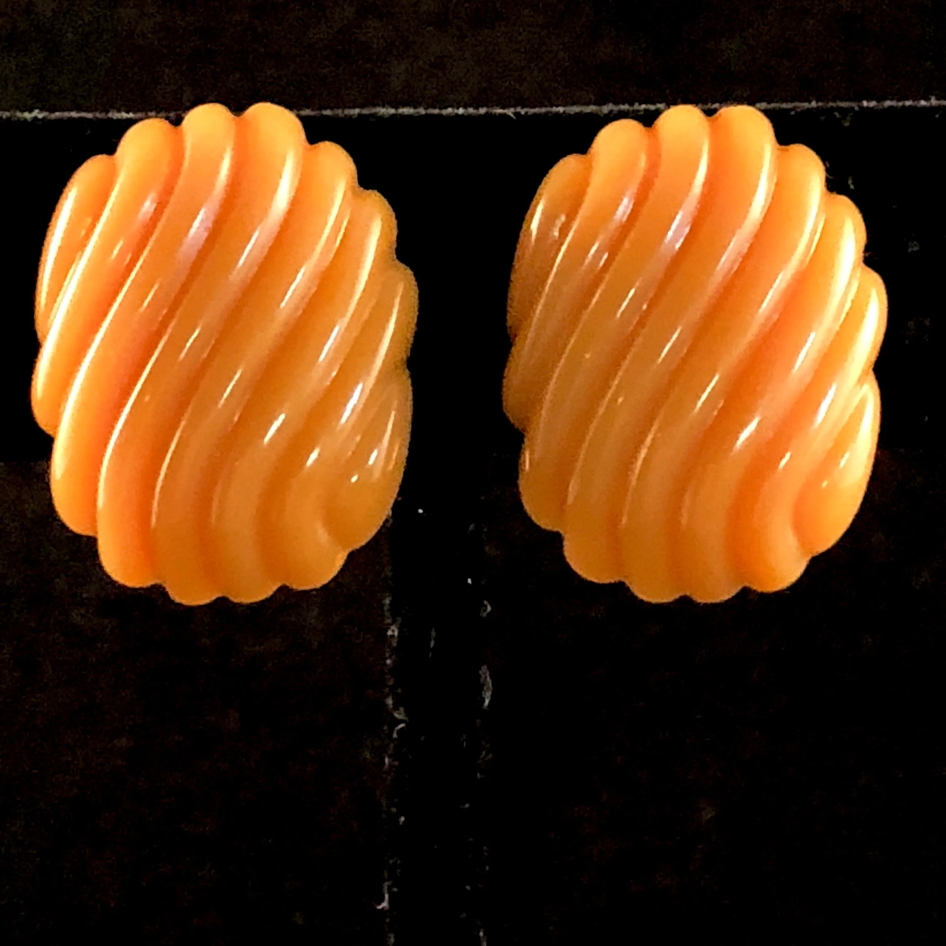 1987 Avon Color Shape Necklace & Earring Set, Amber