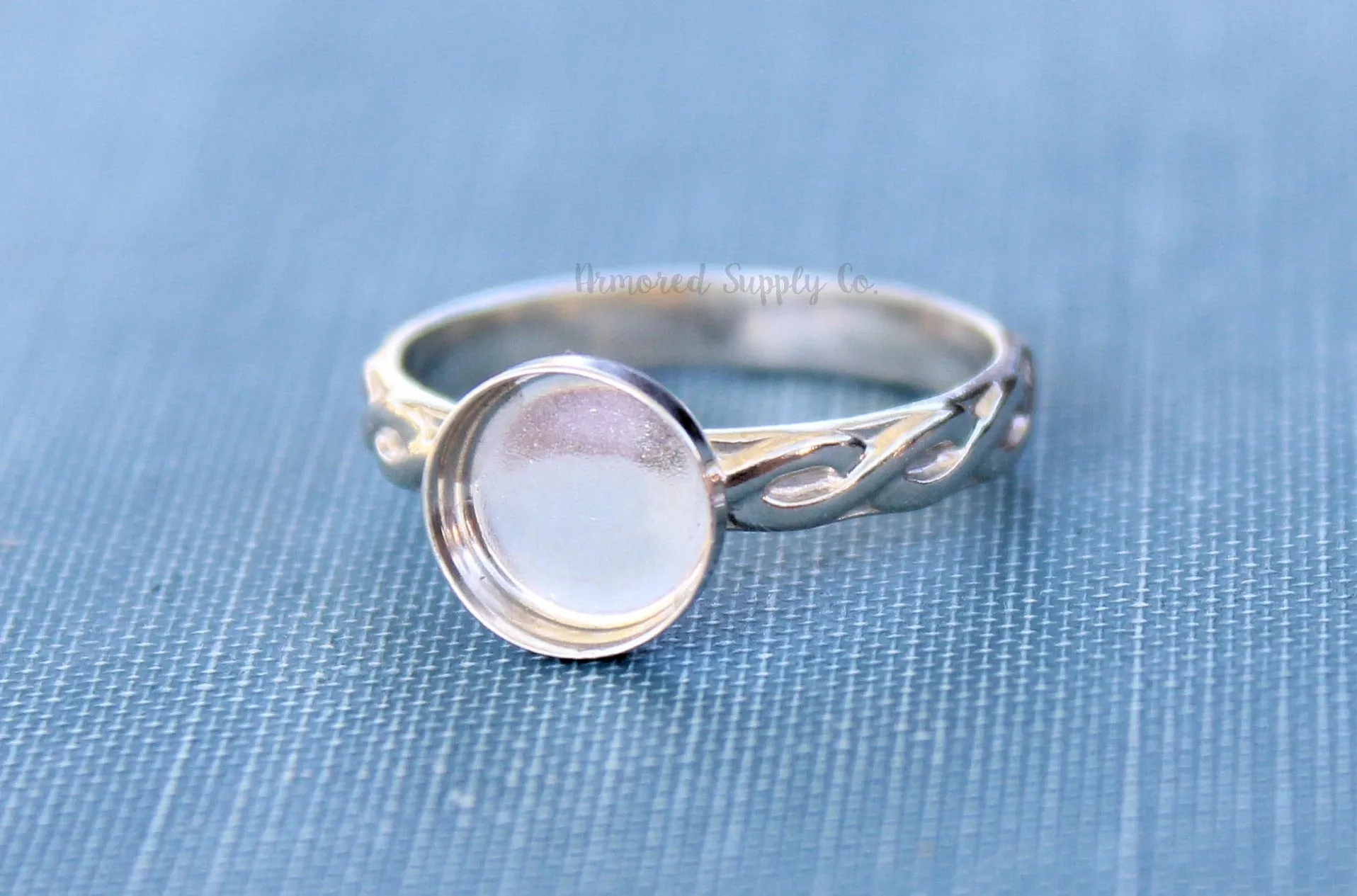 6mm Round Silver Bezel Celtic Infinity Bezel Ring blank