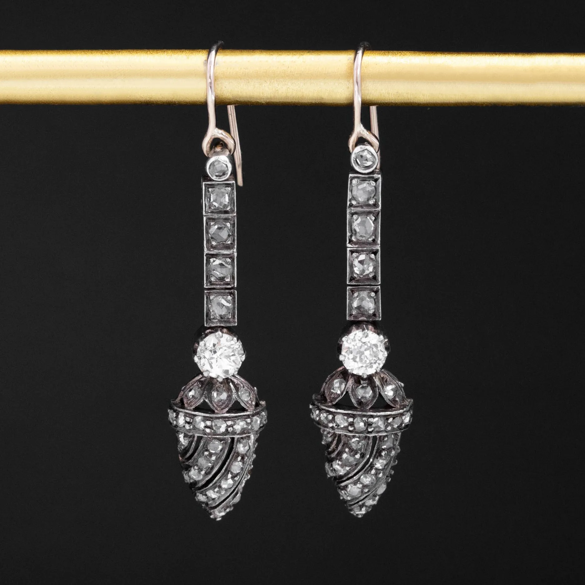 .94ctw Victorian Old European & Rose Cut Diamond Drop Earrings