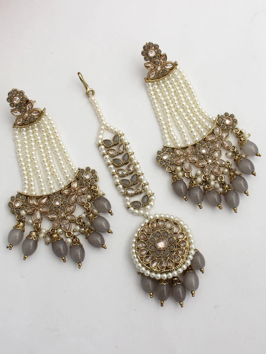 Ankita Earrings & Tikka