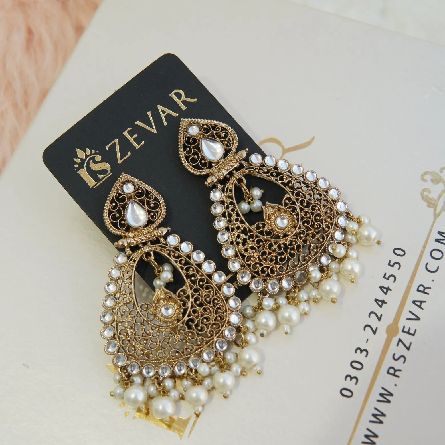 Antique Gold Design Earrings