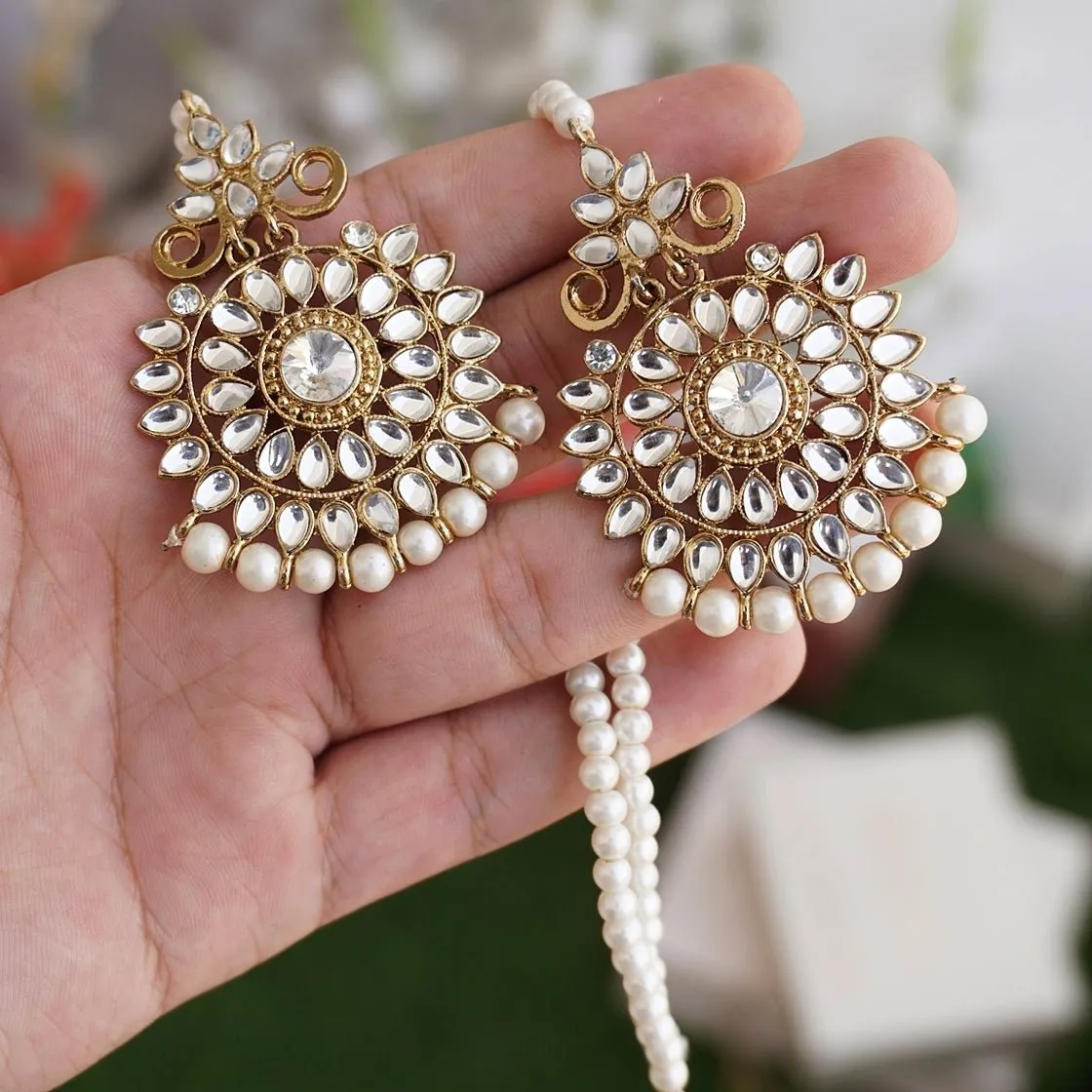 Antique Kundan Earrings With Saharay