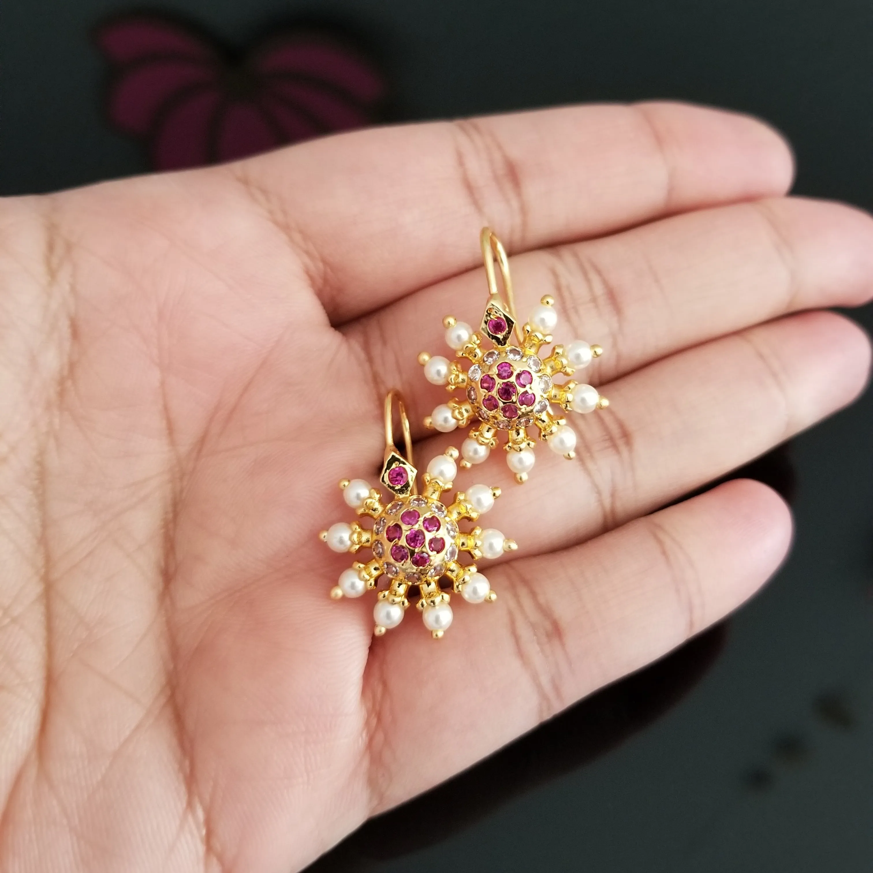 Antique Tops With Gold Plating 1104