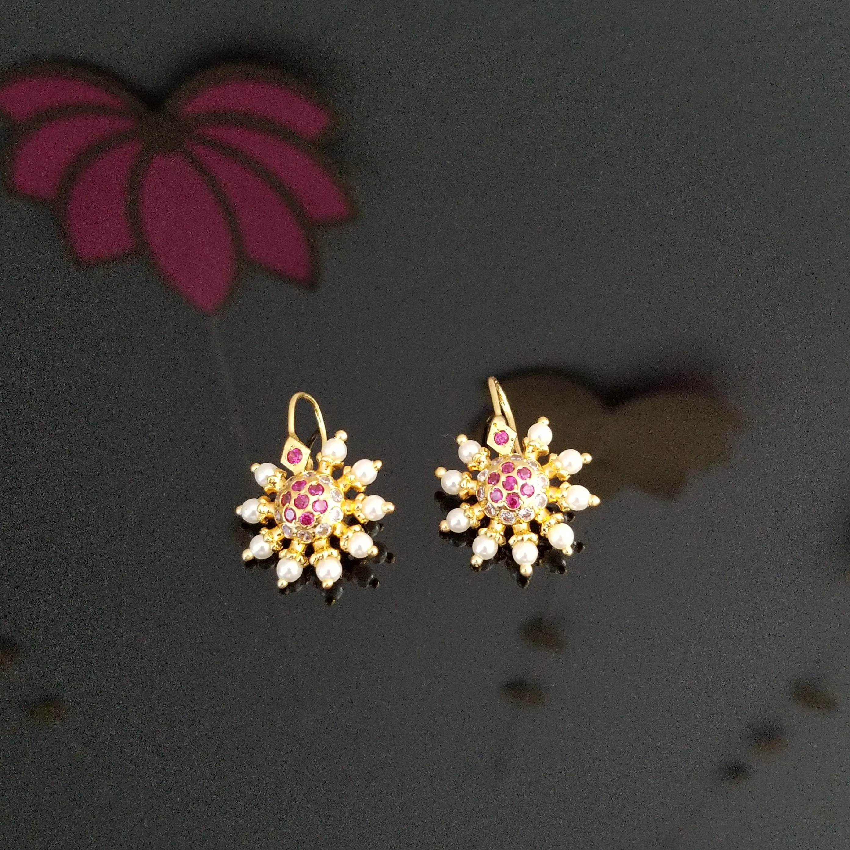Antique Tops With Gold Plating 1104