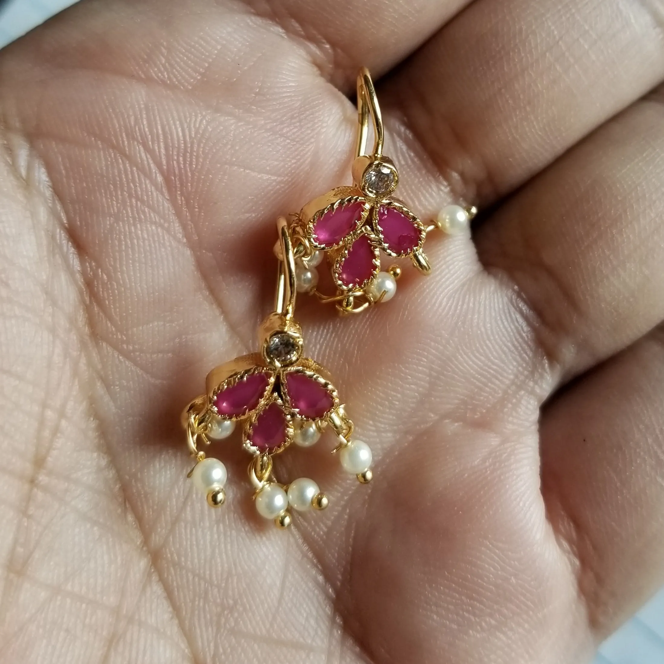 Antique Tops With Gold Plating