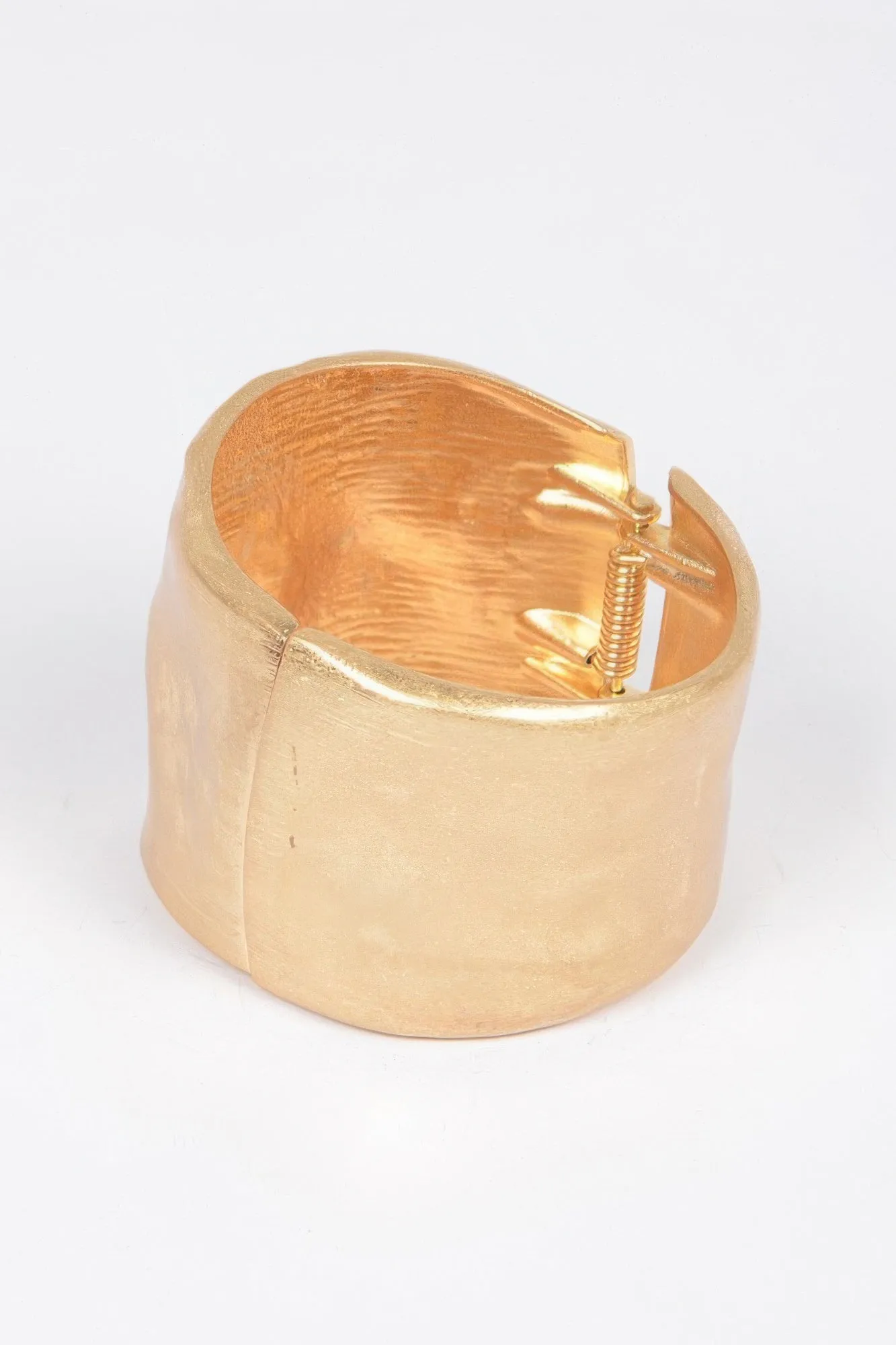 Cast Metal Spring Hinge Cuff