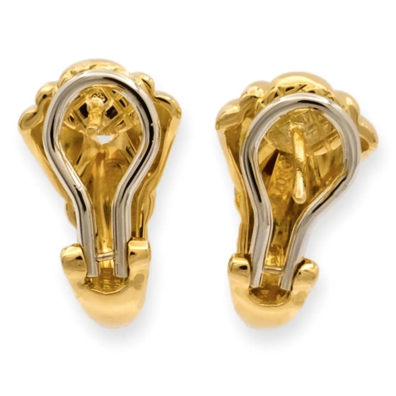 Chaumet Paris 18K Yellow Quilted Gold Clip Earrings