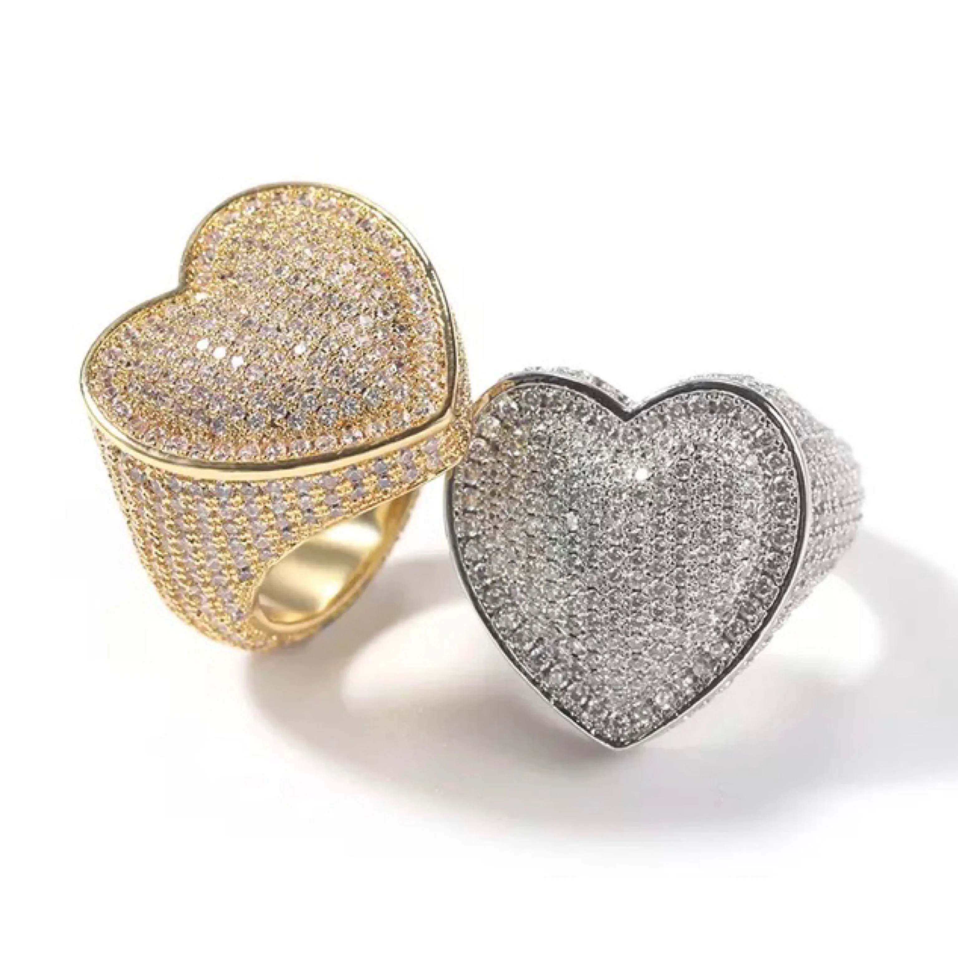 CHUNKY HEART RING