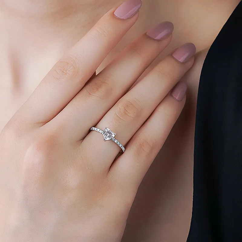 Classic 1.0ct Heart Shaped Moissanite Ring