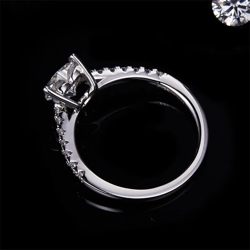 Classic 1.0ct Heart Shaped Moissanite Ring