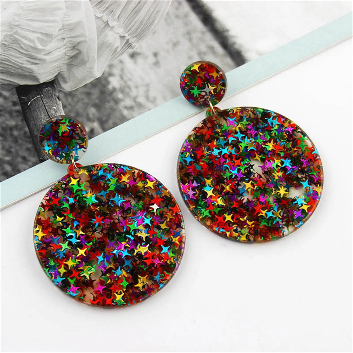 Colored Resin Stars Round Disc Earrings