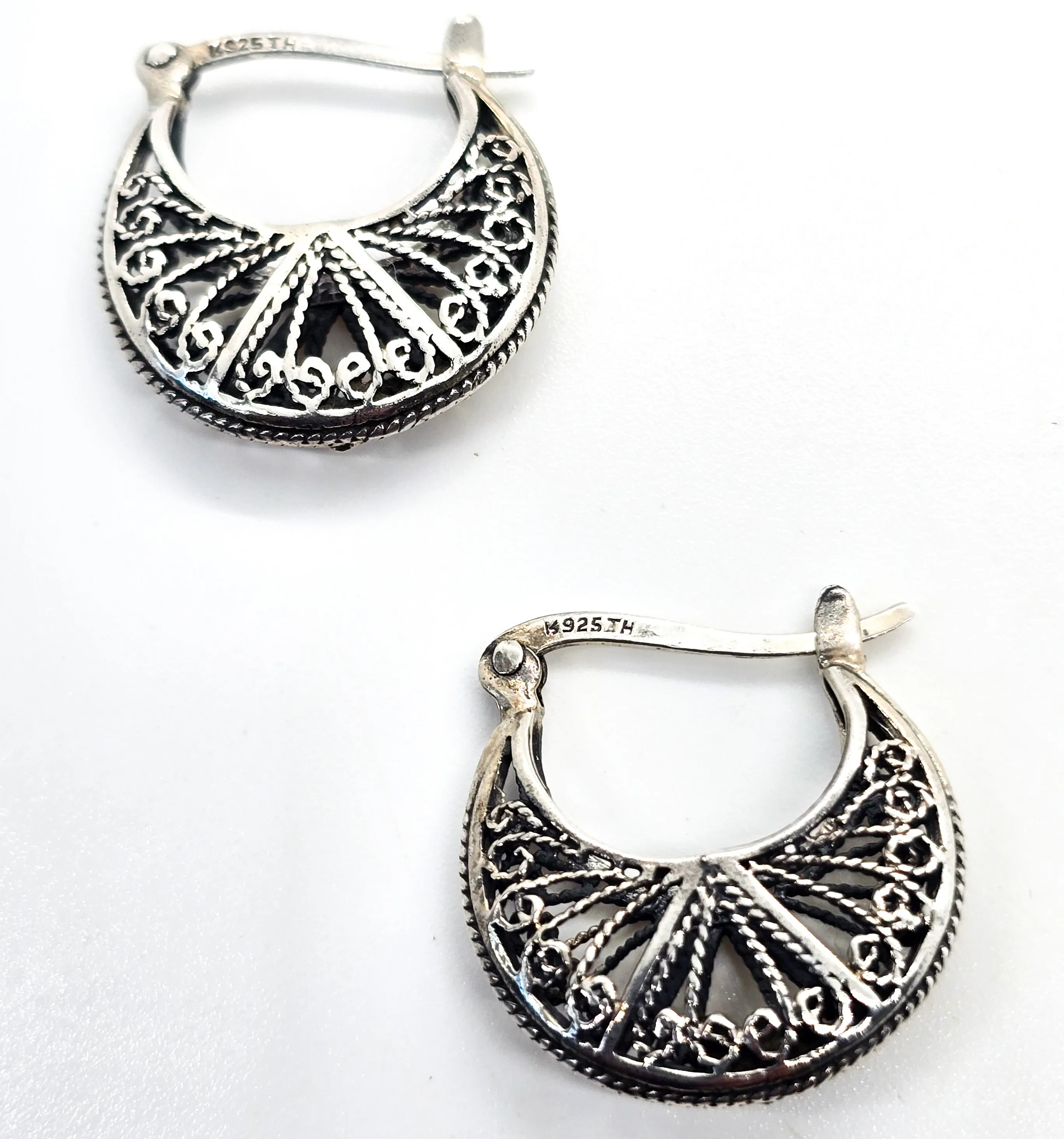 Filigree sterling silver lever back Signed TH vintage tribal bali hoop earrings