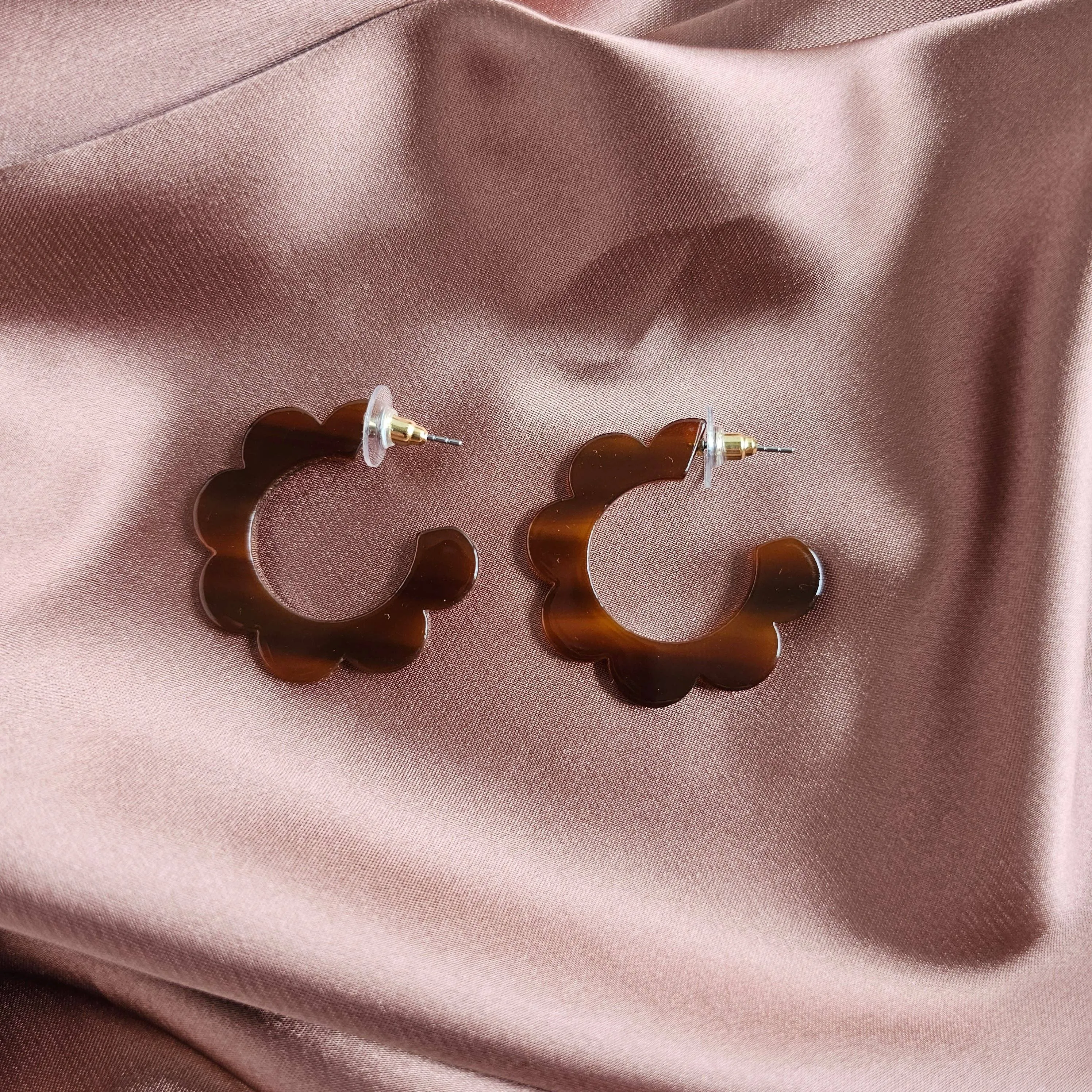 Flora Hoops - Walnut