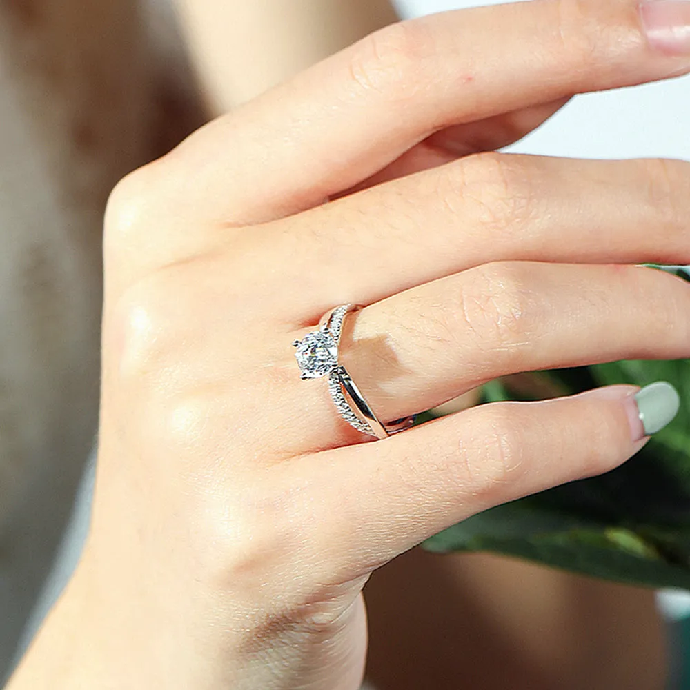 GIA Diamond Criss Corss Engagement Ring