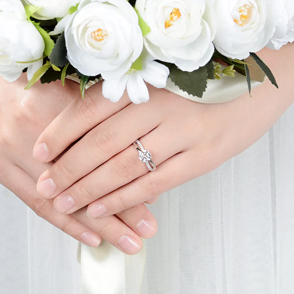 GIA Diamond Criss Corss Engagement Ring