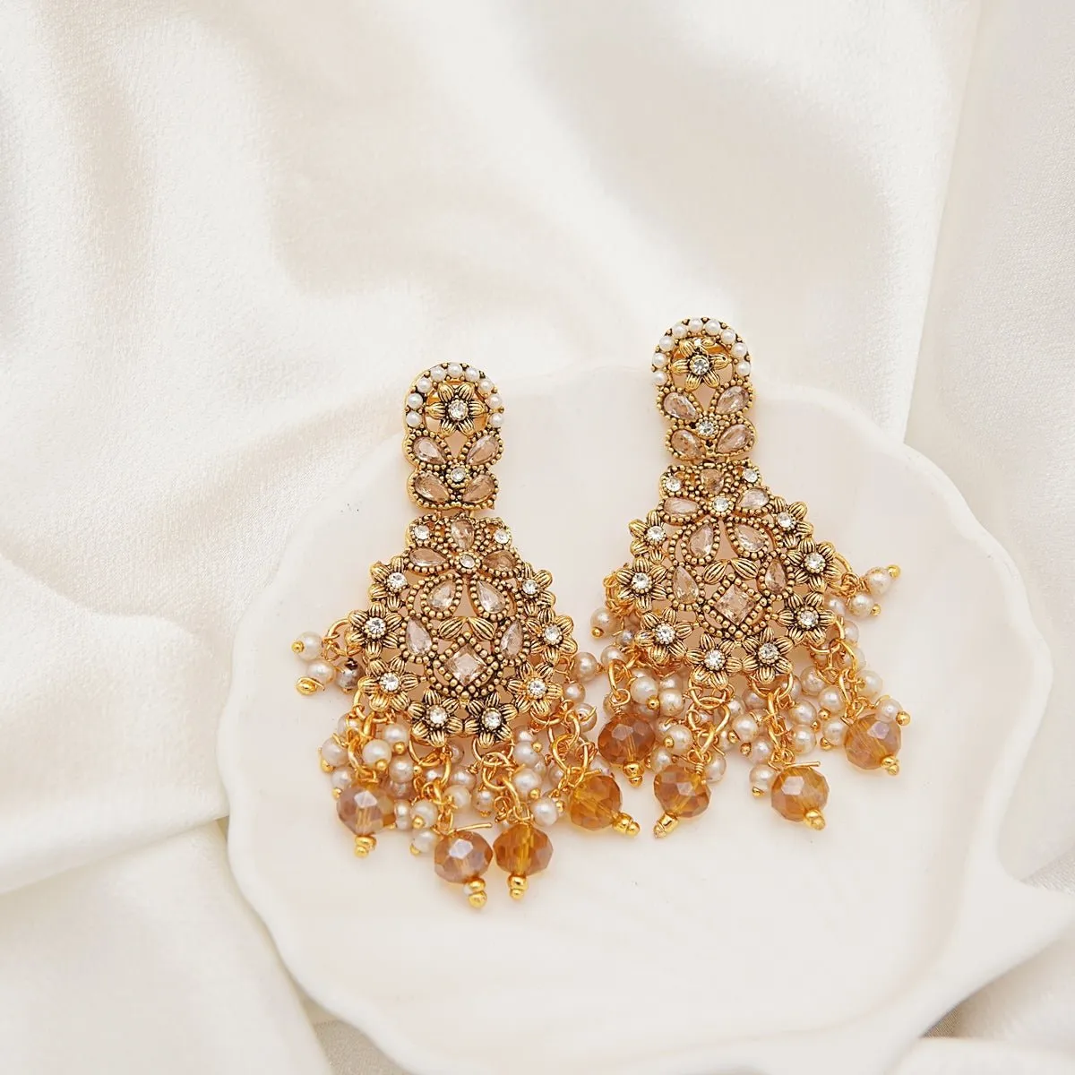 Glamouring Latkan Earrings