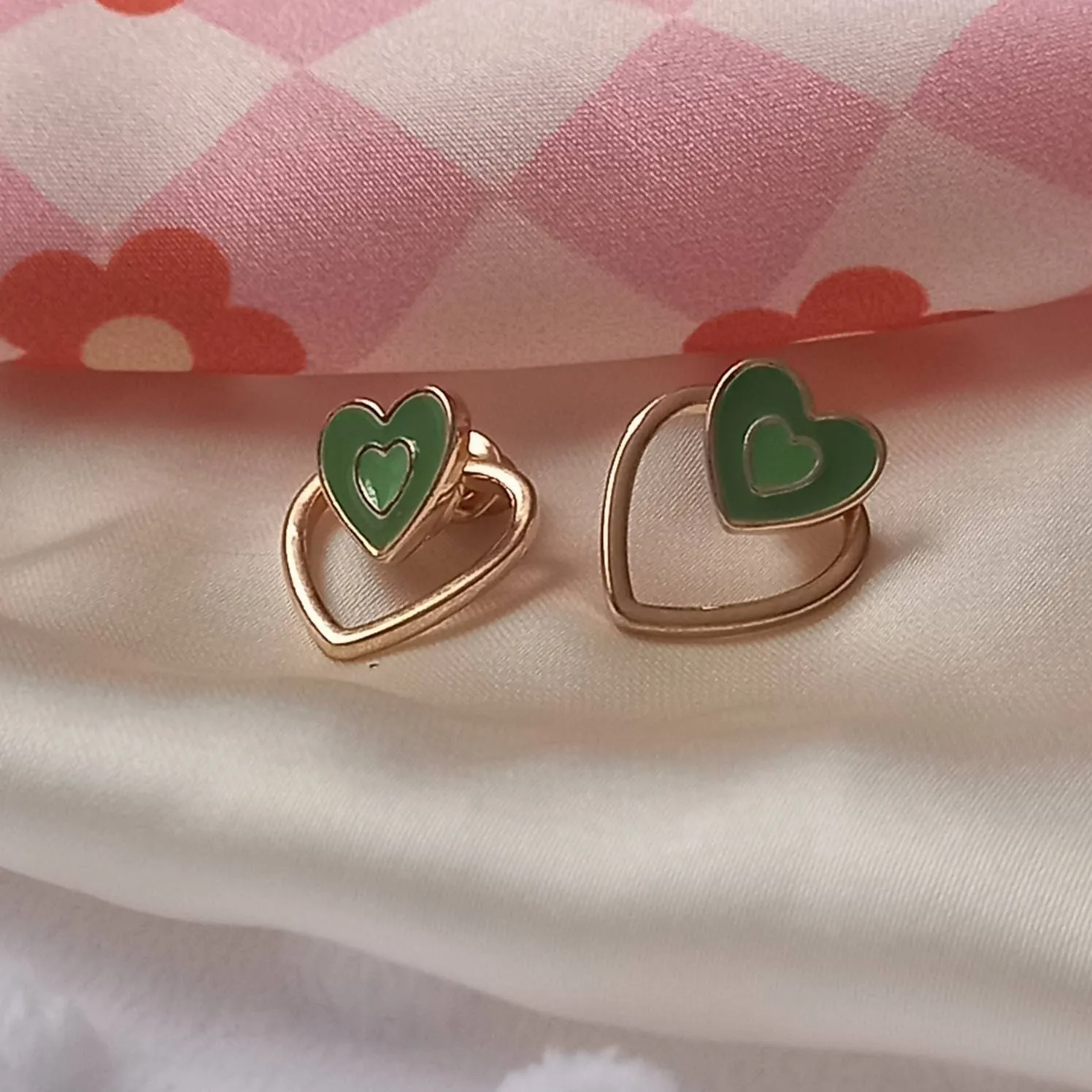 Green & Gold Retro Heart Stud Earrings -  Green Heart Earrings, 70's Style Earrings, Vintage Style, Green Jewellery, Gold Earrings In The Uk