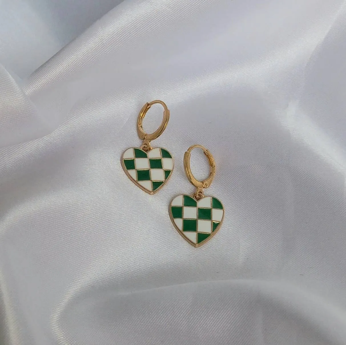 Green & White Retro Heart Drop Earrings - Green Heart Earrings In The UK,70's Style Earrings,Vintage Style,Green Checkered Jewellery,Gold