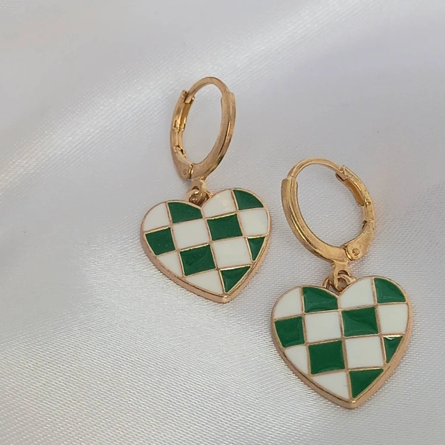 Green & White Retro Heart Drop Earrings - Green Heart Earrings In The UK,70's Style Earrings,Vintage Style,Green Checkered Jewellery,Gold