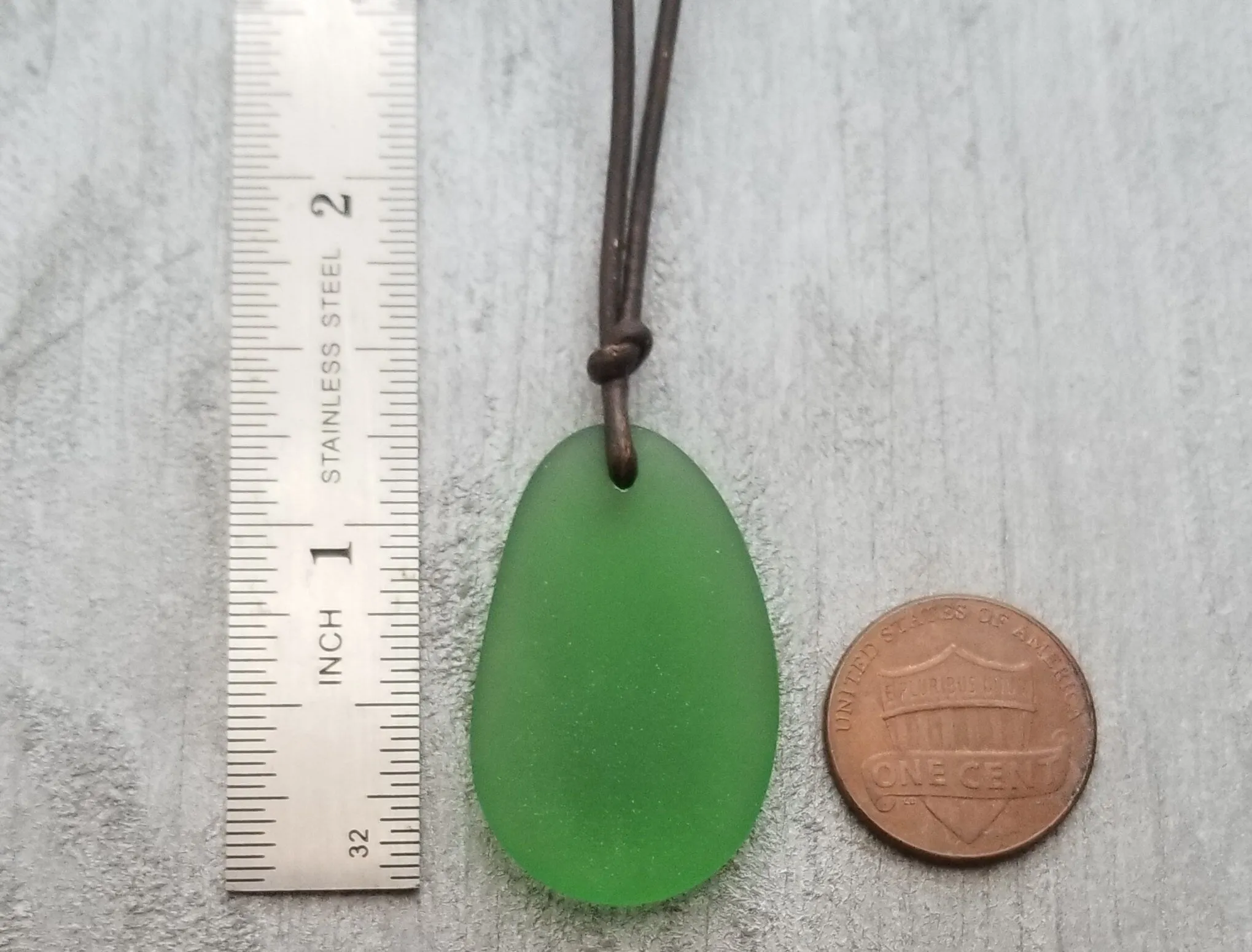 Hawaiian Jewelry Sea Glass Necklace, Emerald Necklace Green Necklace, Leather Cord Necklace, Sea Glass Jewelry(May Birthstone Jewelry Gift)