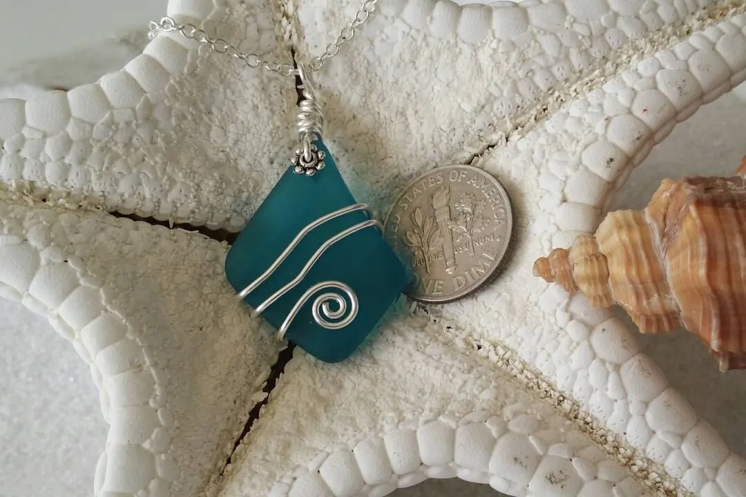 Hawaiian Jewelry Sea Glass Necklace, Unique Wire Wrapped Necklace Teal Necklace Handmade Necklace Beach Jewelry Sea Glass Jewelry For Women