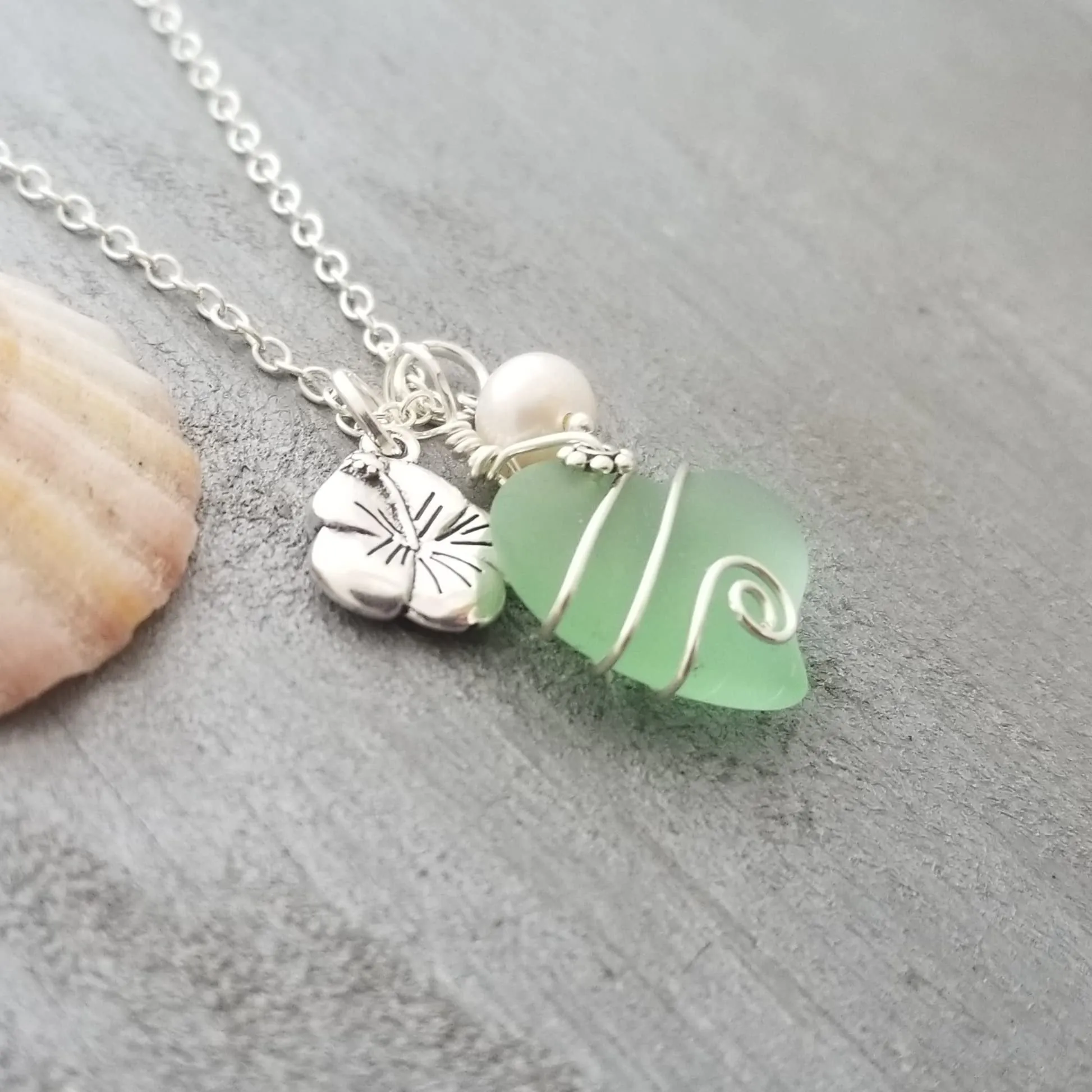 Hawaiian Jewelry Sea Glass Necklace, Wire Heart Necklace Peridot Green Necklace, Hibiscus Pearl, Beach Jewelry (August Birthstone)