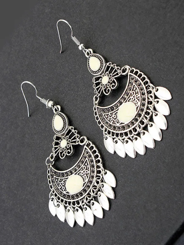 Hollow Crescent Retro Earrings