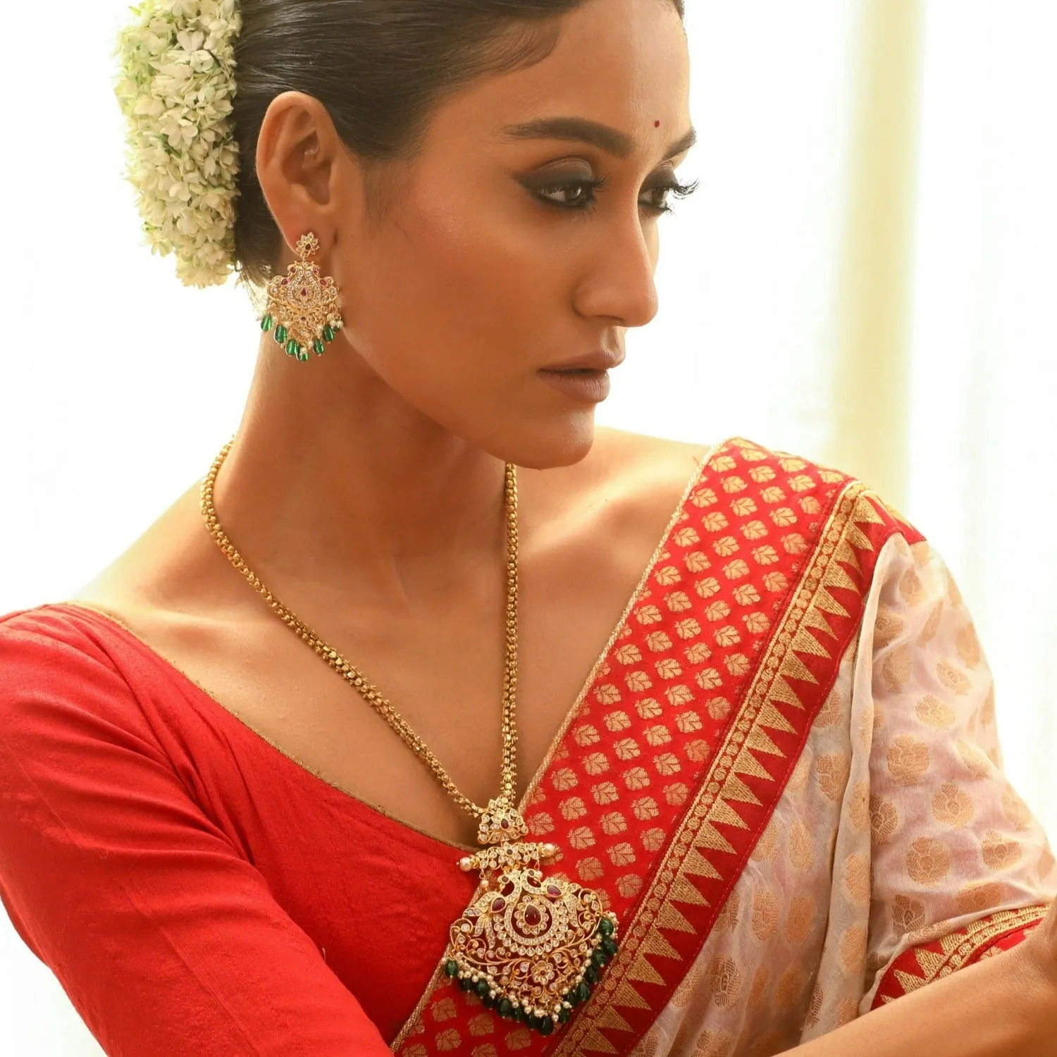 Kaustav Antique Pendant Set