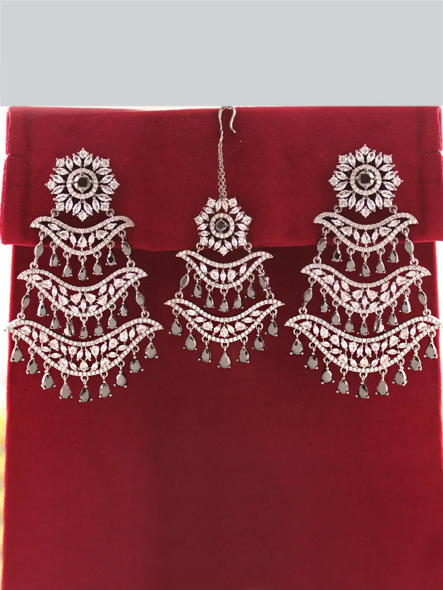 Kayra Earrings & Tikka Set