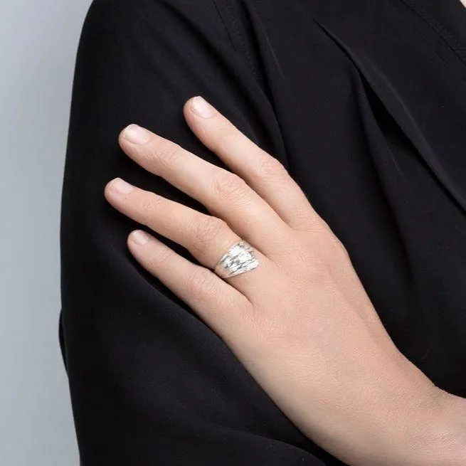 LAX ring