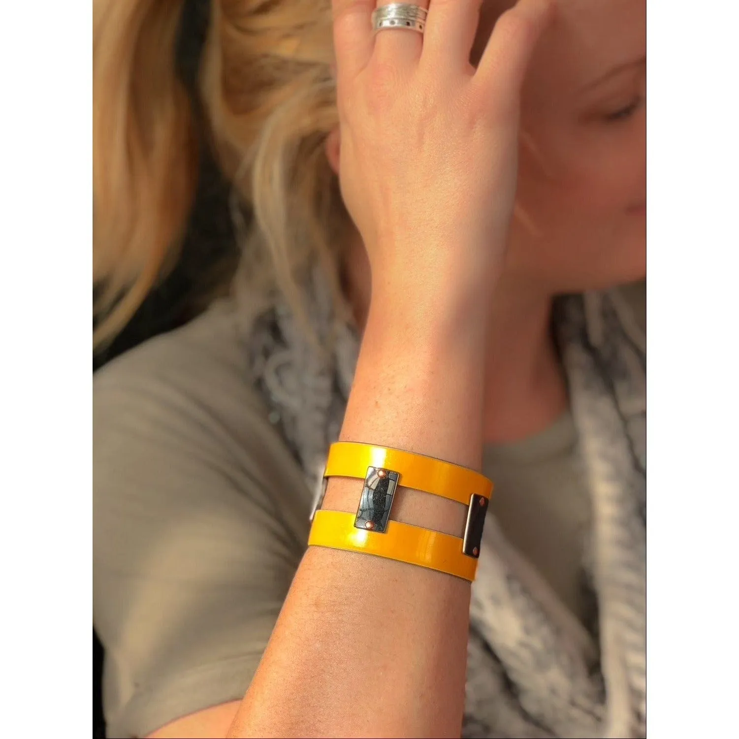 McLaren Retro Cuff