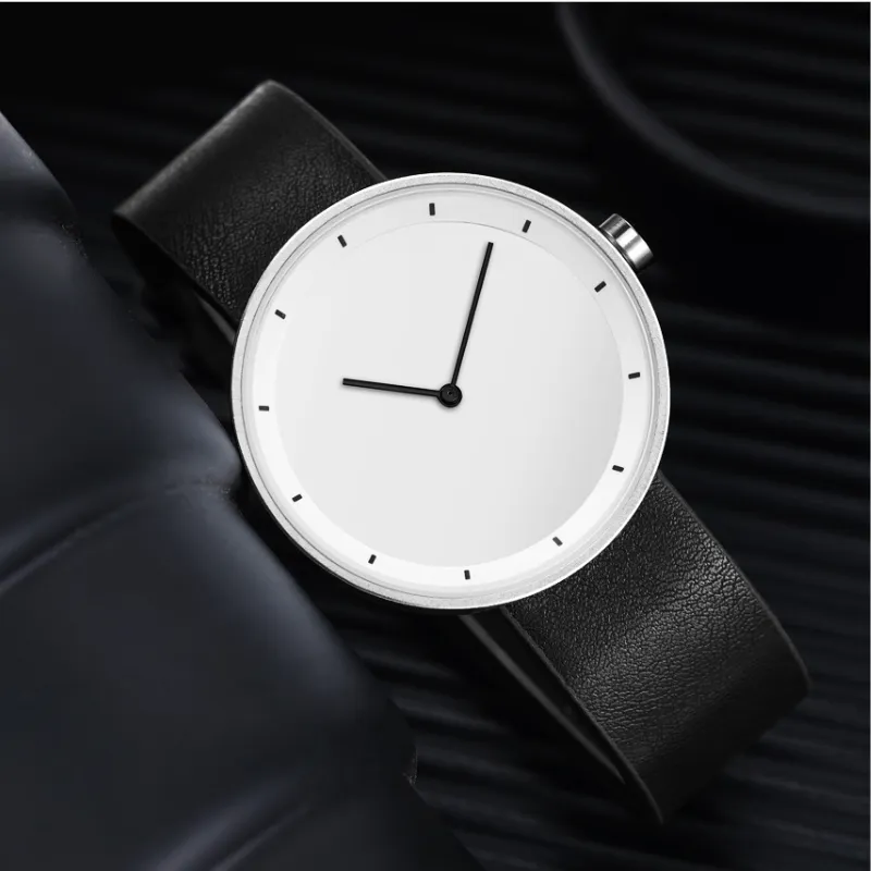 MINIMALIST STYLE | Elegant Timekeeping