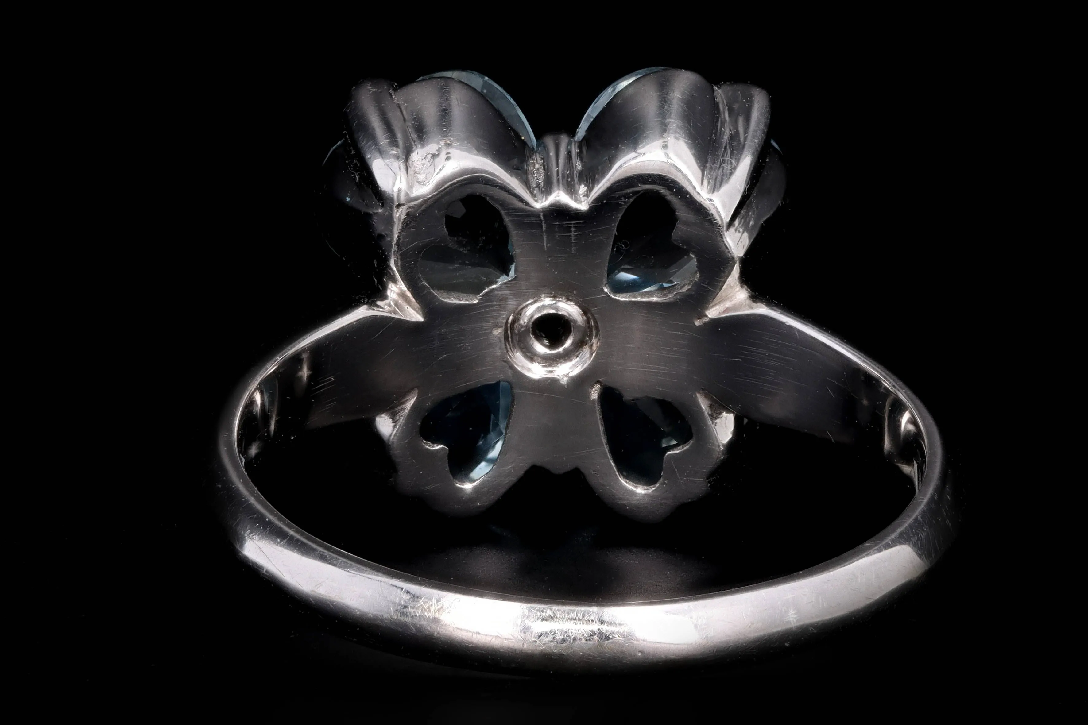 Modern 14K White Gold 2 Carat Aquamarine & Diamond Clover Ring