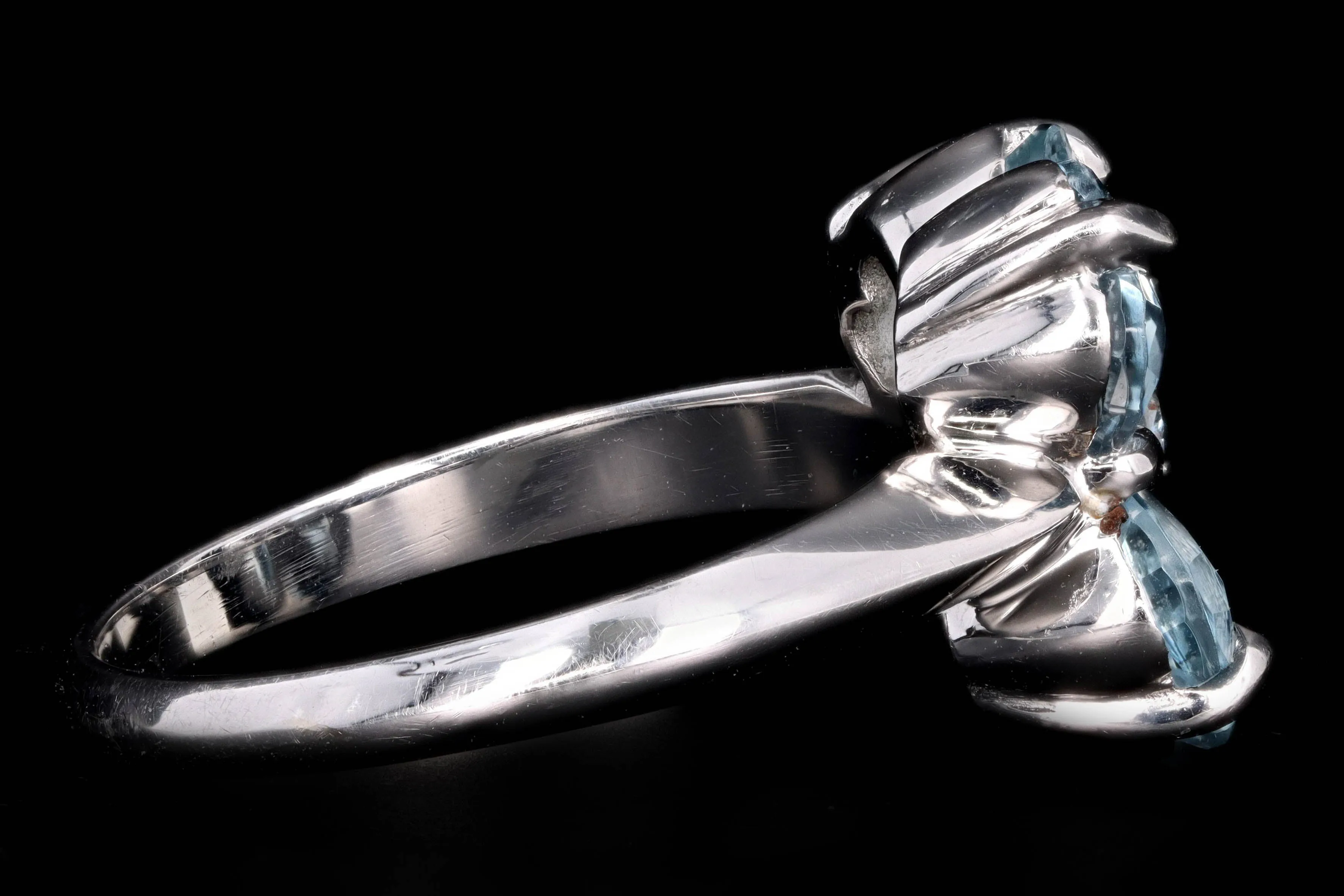 Modern 14K White Gold 2 Carat Aquamarine & Diamond Clover Ring