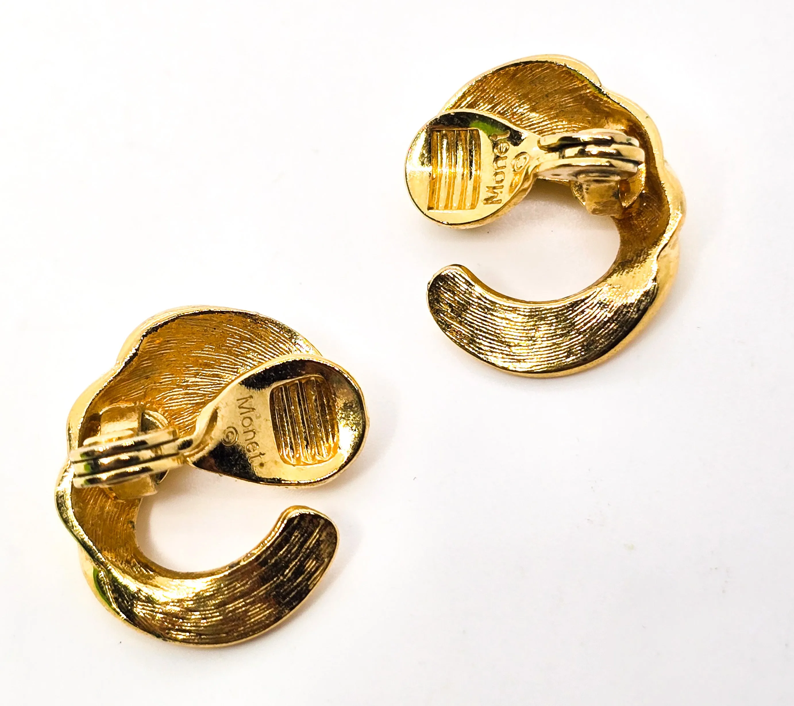 Monet gold toned vintage swirl 1980's retro clip on earrings