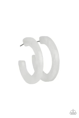 Oceanside Oasis – White