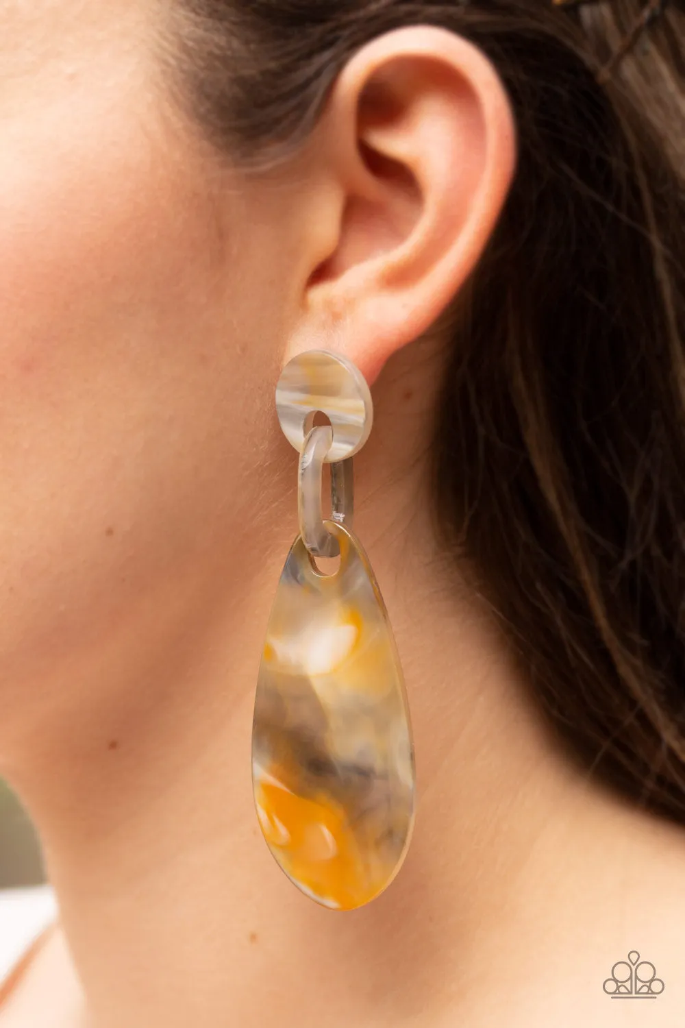 Paparazzi A HAUTE Commodity Yellow Earrings