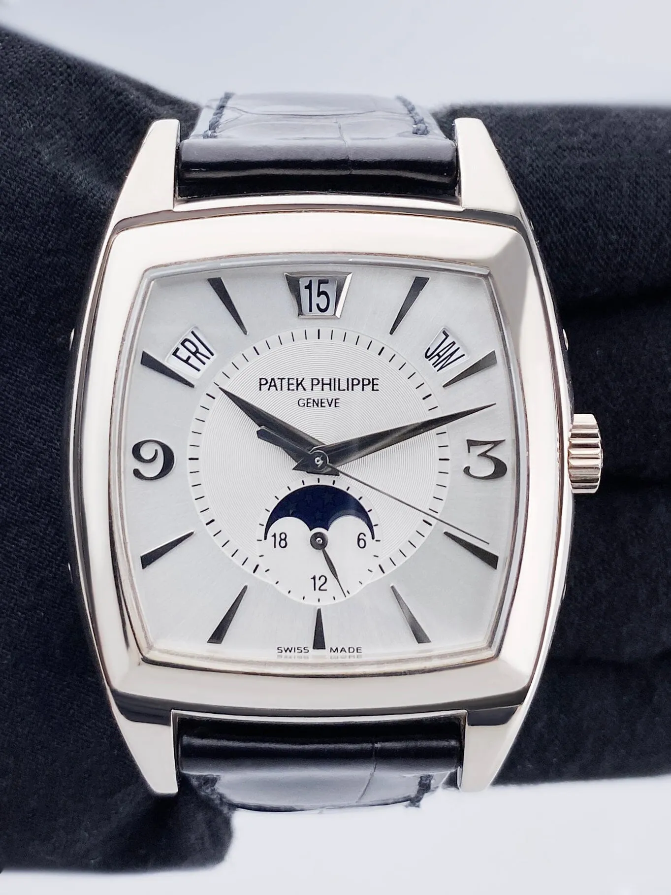 Patek Philippe Gondolo Calendario 5135G Silver Dial Mens Watch