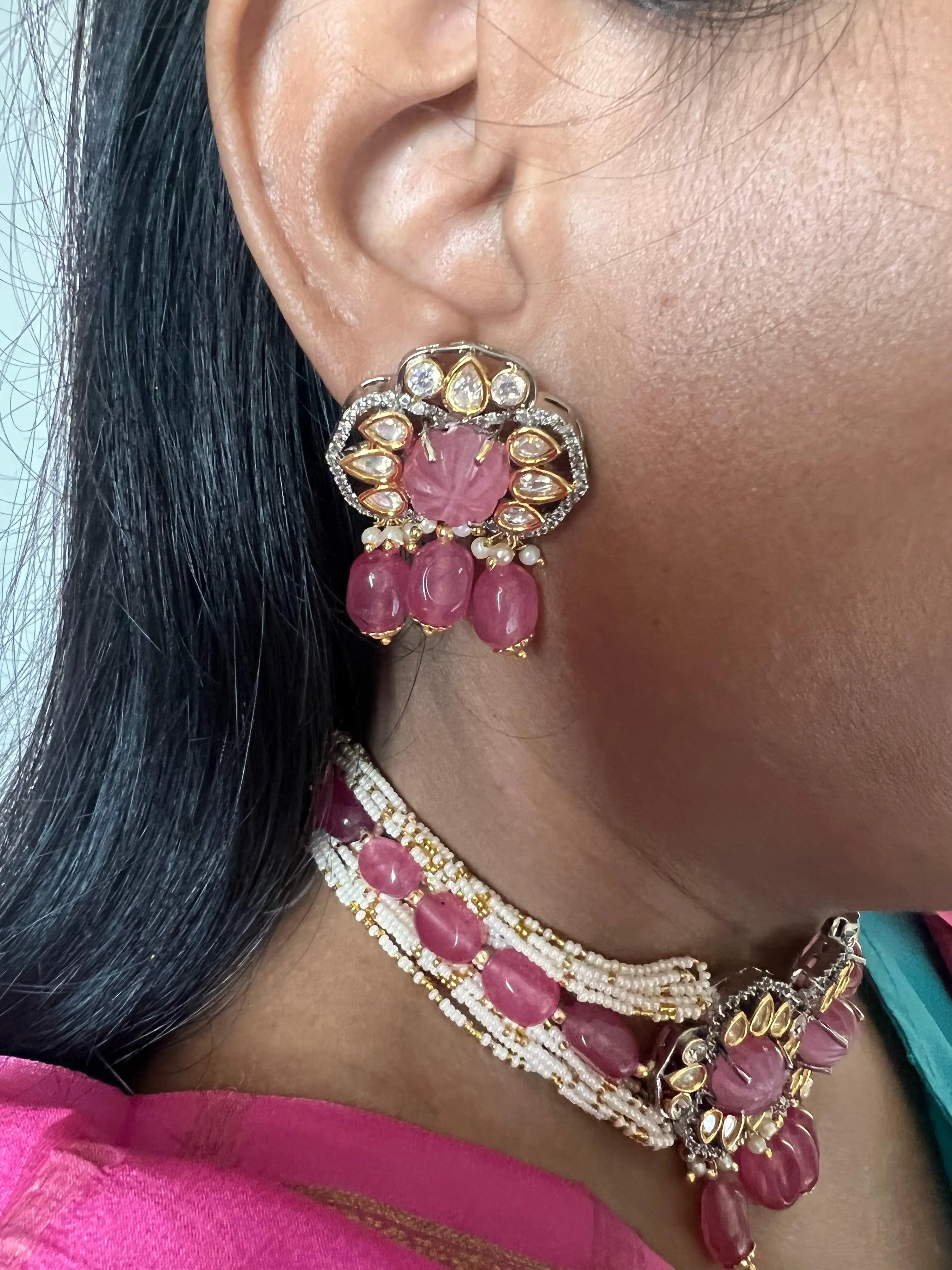 Pink Carved Stone Kundan Choker with Earrings