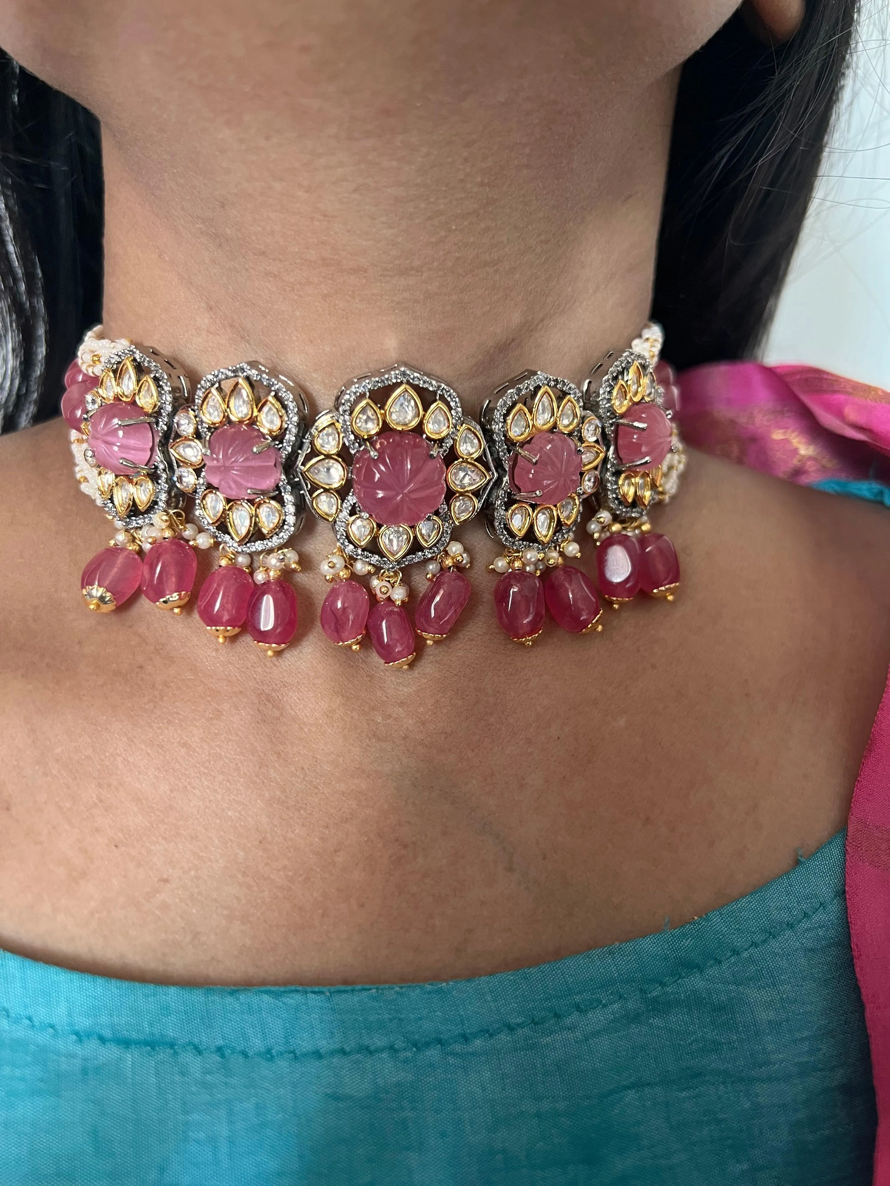 Pink Carved Stone Kundan Choker with Earrings